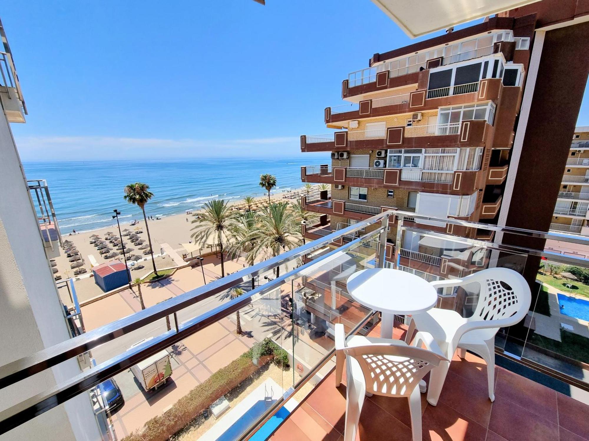 Barbados Beach And Pool Apartment فوينخيرولا المظهر الخارجي الصورة
